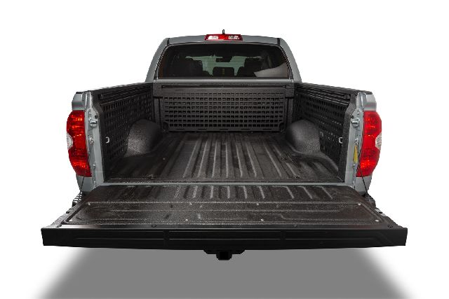 2017 Toyota Tundra Cargo Holder Putco - view 4
