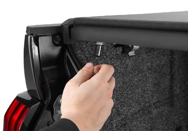 2022 Toyota Tundra Tonneau Cover Truxedo - view 18