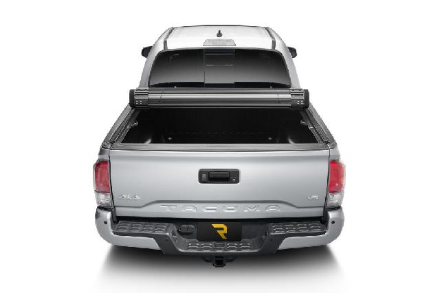 2023 Toyota Tundra Tonneau Cover Truxedo - view 9