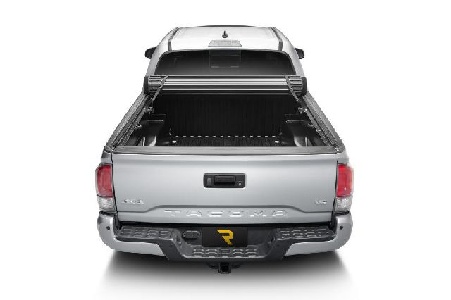 2023 Toyota Tundra Tonneau Cover Truxedo - view 10