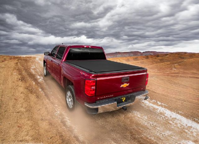 2022 Toyota Tundra Tonneau Cover Truxedo - view 3